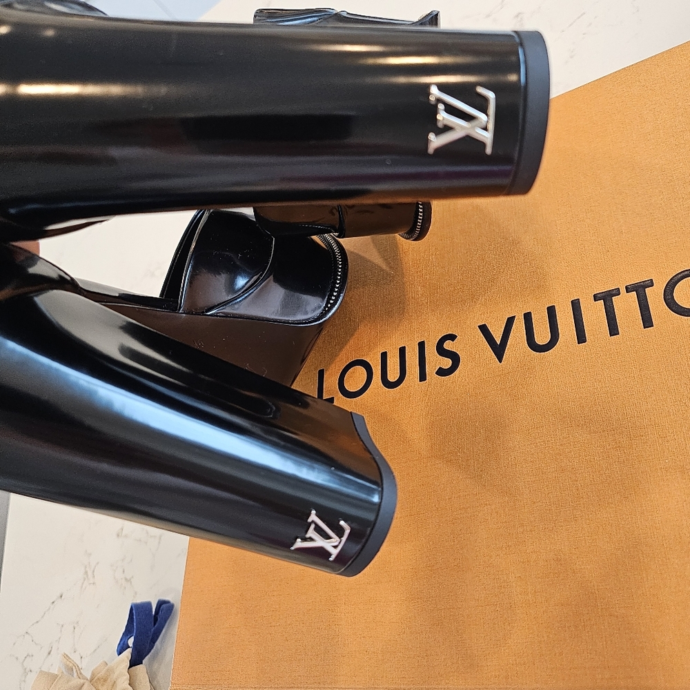 Louis Vuitton Platform Pumps with dust bags and box 38.5 - Picture 6 of 9